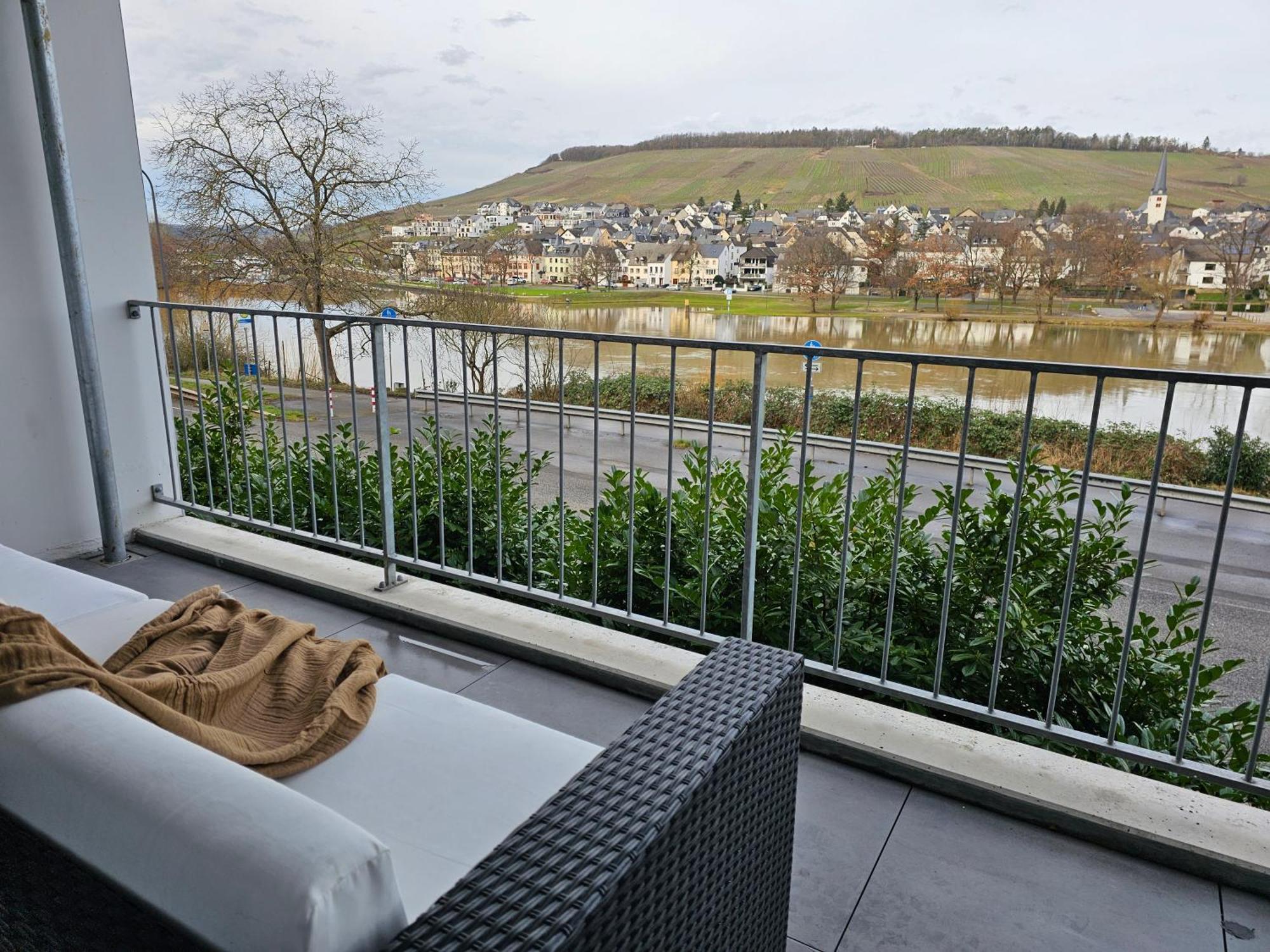 Deluxe 3-Rooms River View, Бернкастель-Кюс Экстерьер фото