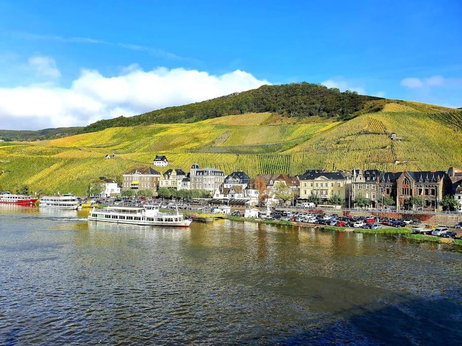 Deluxe 3-Rooms River View, Бернкастель-Кюс Экстерьер фото