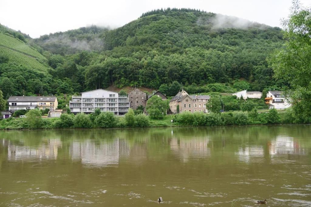 Deluxe 3-Rooms River View, Бернкастель-Кюс Экстерьер фото