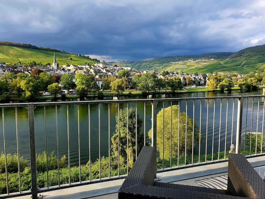 Deluxe 3-Rooms River View, Бернкастель-Кюс Экстерьер фото